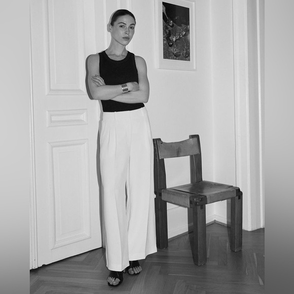 🍂fall drop🍂 Aritzia Babaton effortless pants white birch - Picture 3 of 11